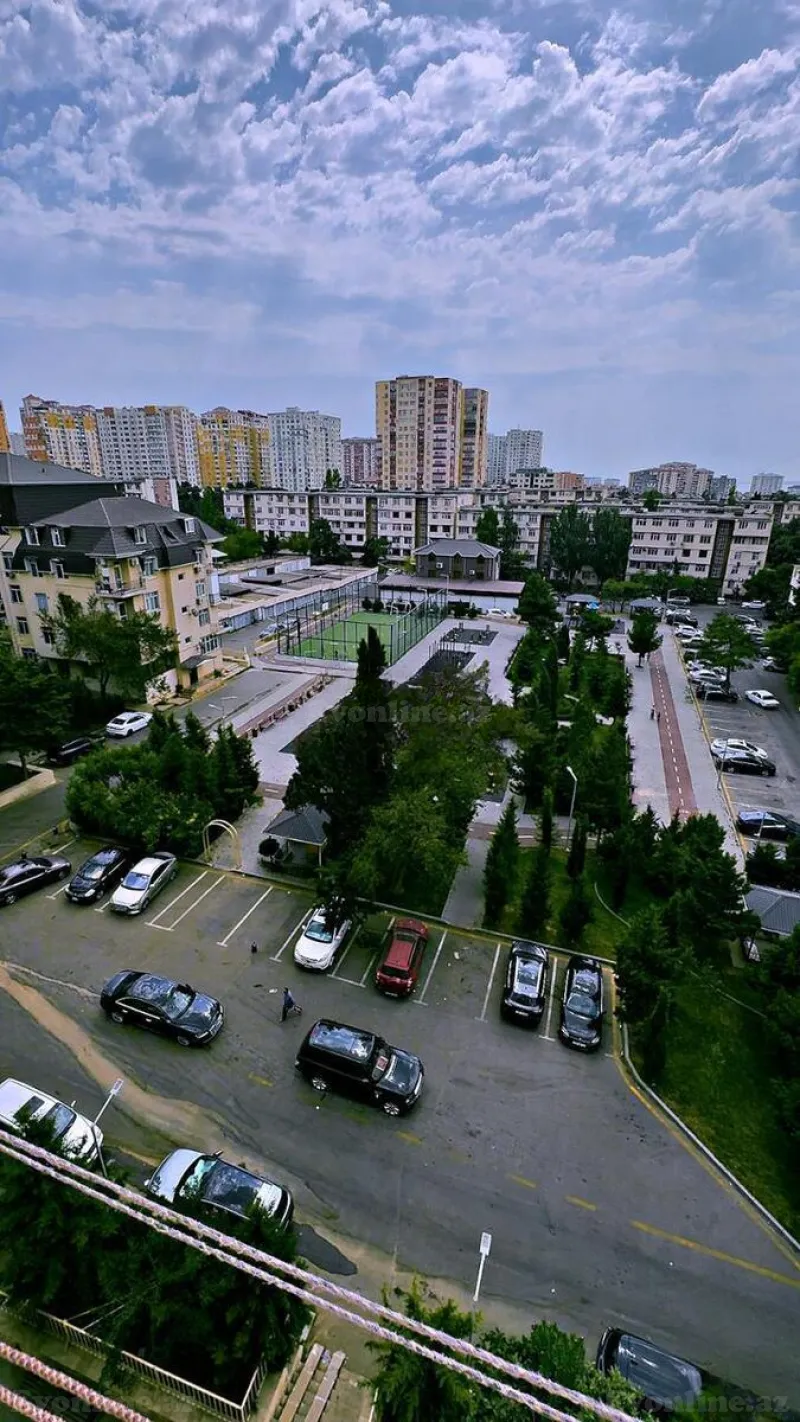 Satılır 4 otaqlı Mənzil Köhnə tikili 105 m² Əhmədli m. - şəkil 9