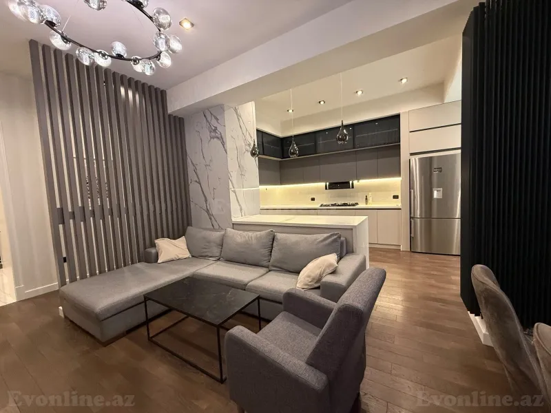 3 otaqlı Mənzil 120 m² Nizami m. Kirayə verilir