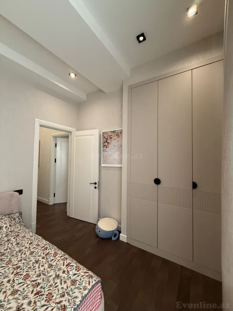 Kirayə verilir 3 otaqlı Mənzil Yeni tikili 120 m² Nizami m. - şəkil 19