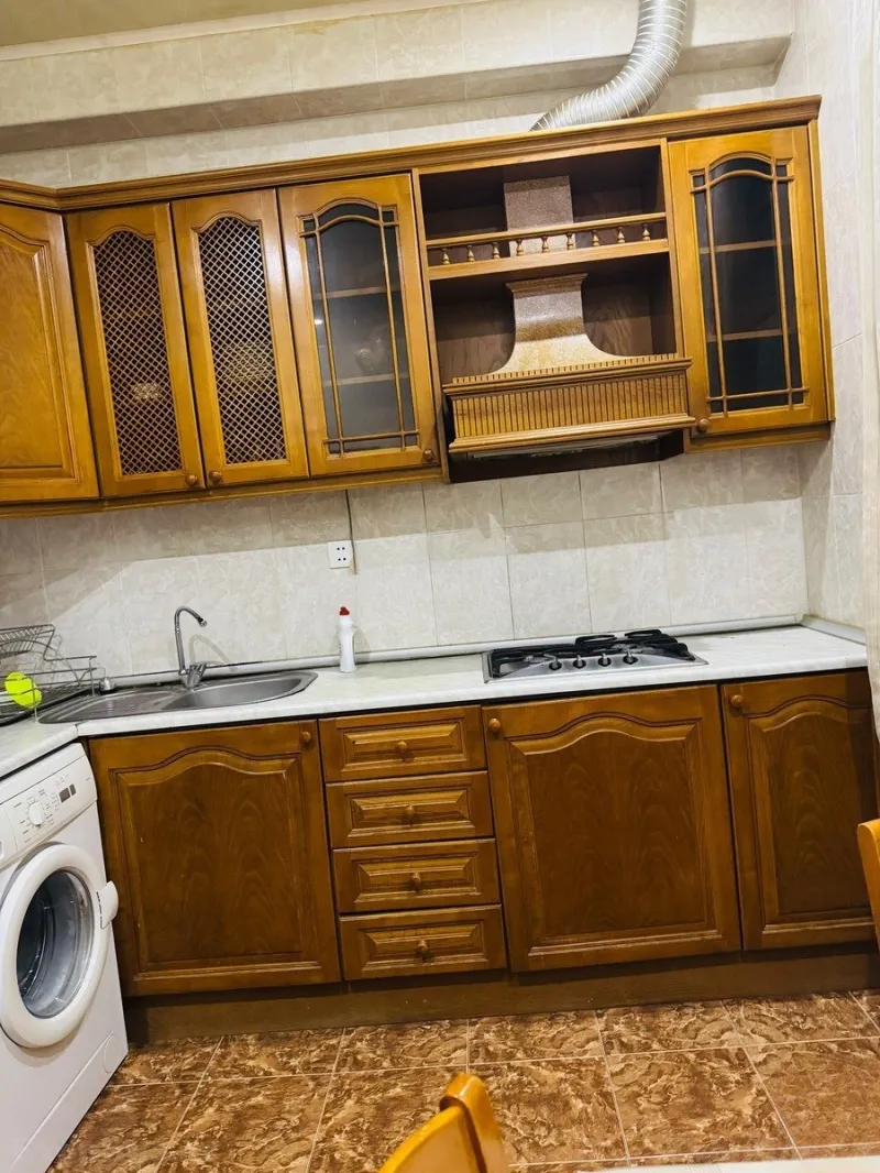 Kirayə verilir 2 otaqlı Mənzil Yeni tikili 80 m² Yasamal - şəkil 3