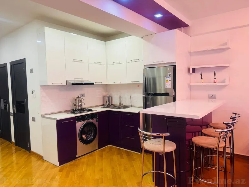 Kirayə verilir 2 otaqlı Mənzil Yeni tikili 74 m² Qara Qarayev m. - şəkil 3