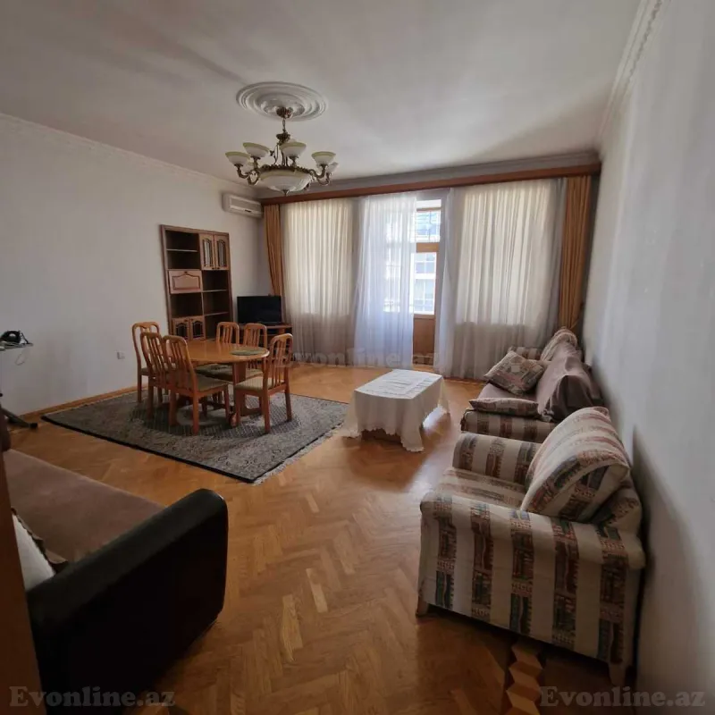 2 otaqlı Mənzil 75 m² Səbail r. Kirayə verilir