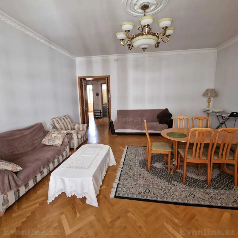 Kirayə verilir 2 otaqlı Mənzil Köhnə tikili 75 m² Səbail r. - şəkil 2