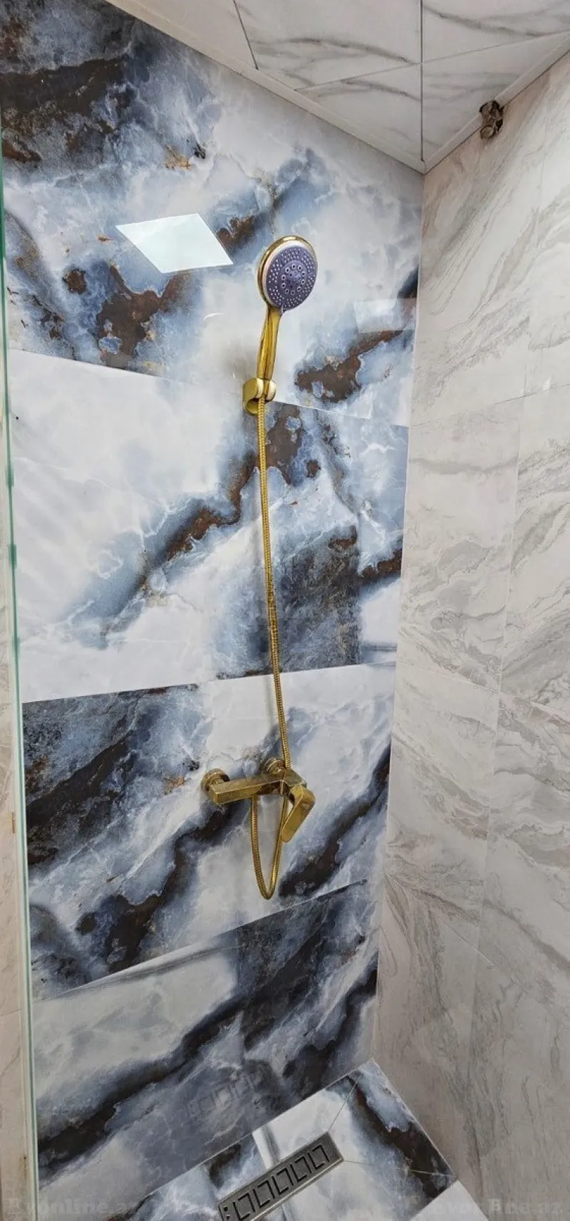 Kirayə verilir 4 otaqlı Mənzil Köhnə tikili 100 m² Nəsimi r. - şəkil 3