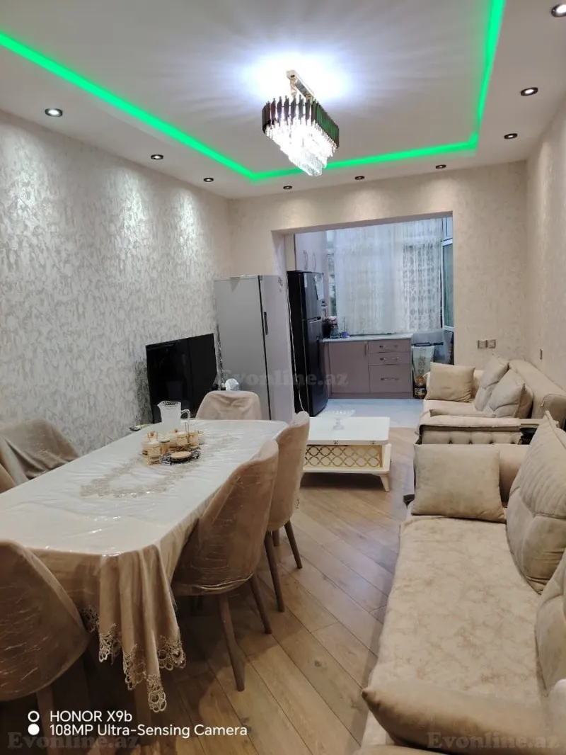 Satılır 4 otaqlı Mənzil Köhnə tikili 65 m² Elmlər Akademiyası m. - şəkil 2