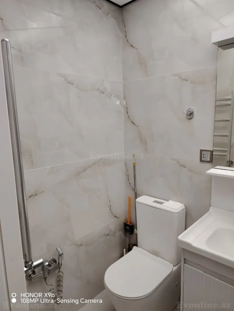Satılır 4 otaqlı Mənzil Köhnə tikili 65 m² Elmlər Akademiyası m. - şəkil 19