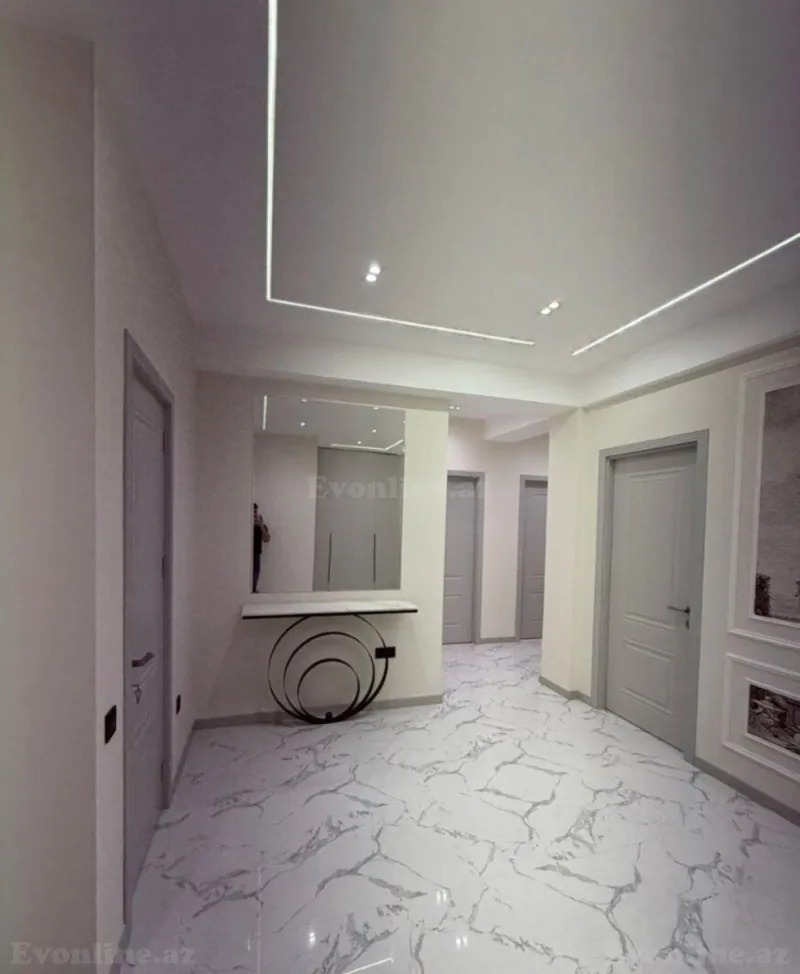 Satılır 4 otaqlı Mənzil Yeni tikili 191 m² 28 May m. - şəkil 10