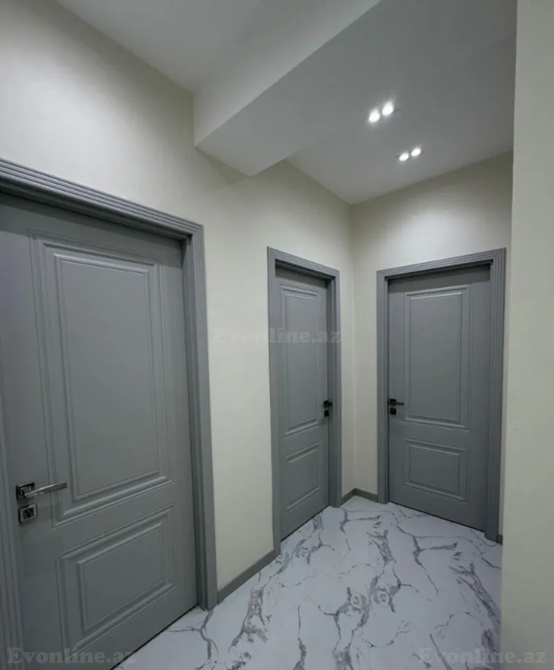 Satılır 4 otaqlı Mənzil Yeni tikili 191 m² 28 May m. - şəkil 15
