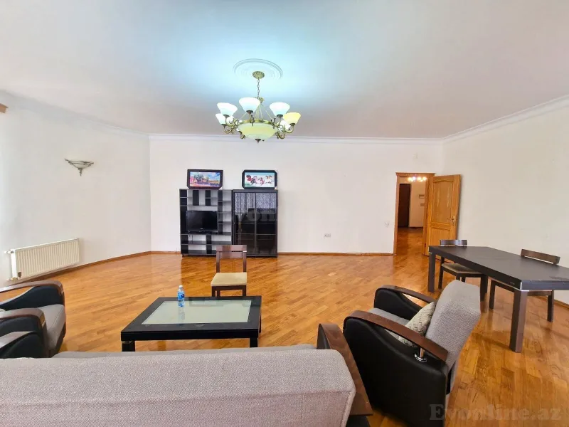 Satılır 4 otaqlı Mənzil Yeni tikili 220 m² Nizami m. - şəkil 4