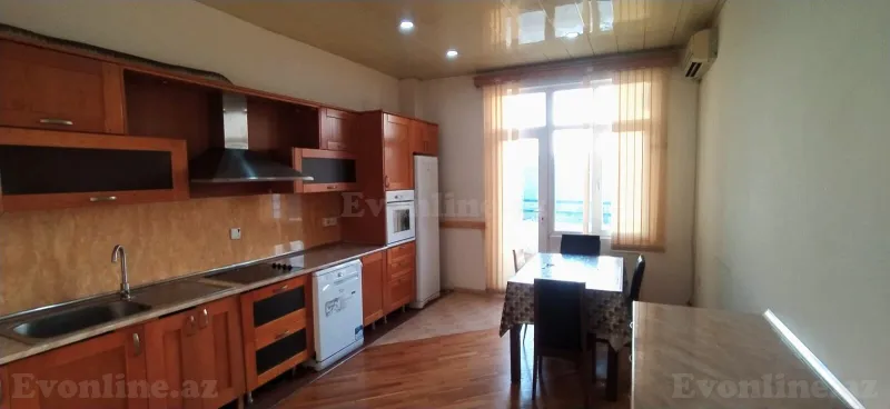 Satılır 4 otaqlı Mənzil Yeni tikili 220 m² Nizami m. - şəkil 13