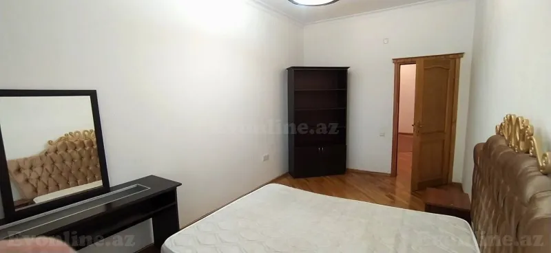Satılır 4 otaqlı Mənzil Yeni tikili 220 m² Nizami m. - şəkil 15