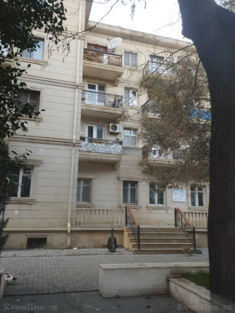 1 otaqlı Mənzil 32 m² Bayıl Satılır