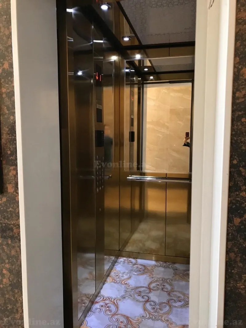 Kirayə verilir 3 otaqlı Mənzil Yeni tikili 135 m² Gənclik m. - şəkil 2