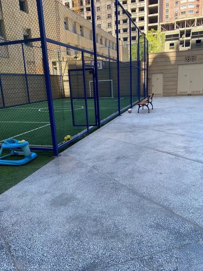 Kirayə verilir 3 otaqlı Mənzil Yeni tikili 135 m² Gənclik m. - şəkil 17
