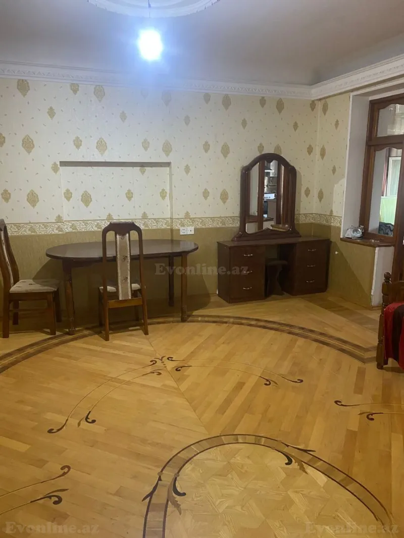 3 otaqlı Mənzil 100 m² Binəqədi r. Kirayə verilir