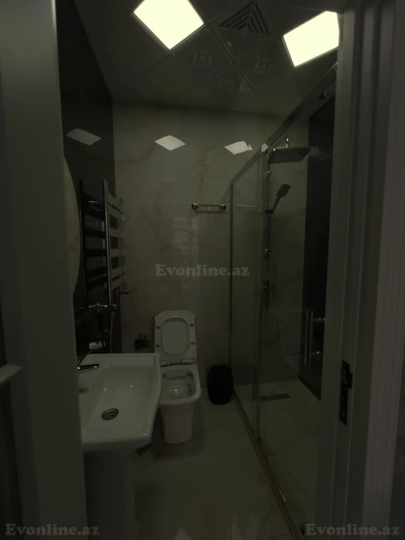 Kirayə verilir Ofis 184 m² 28 May m. - şəkil 22