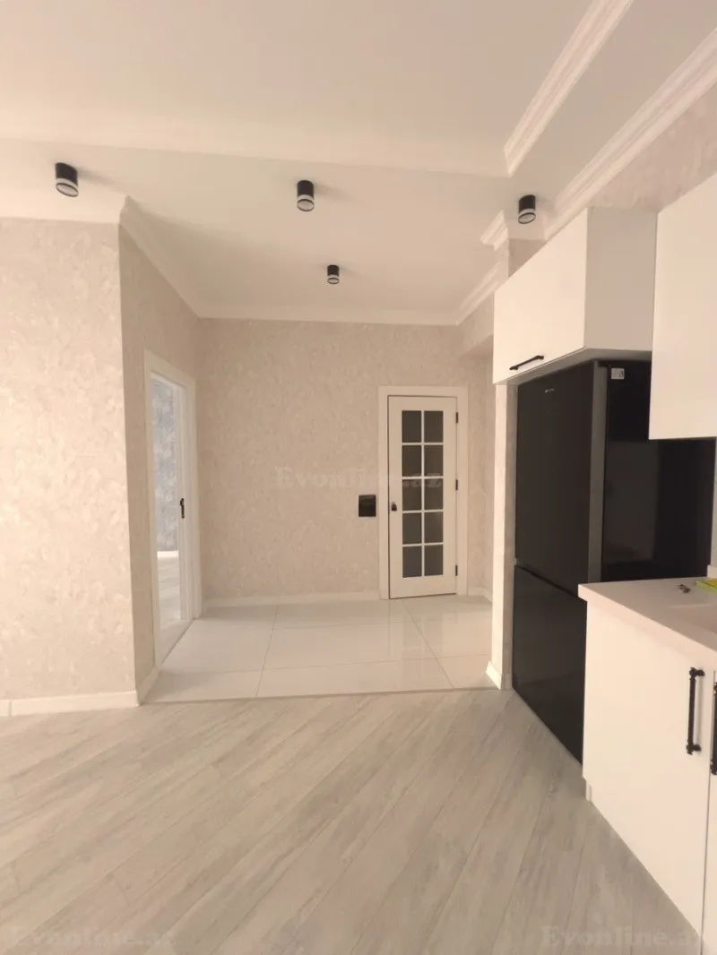 Kirayə verilir Ofis 184 m² 28 May m. - şəkil 23