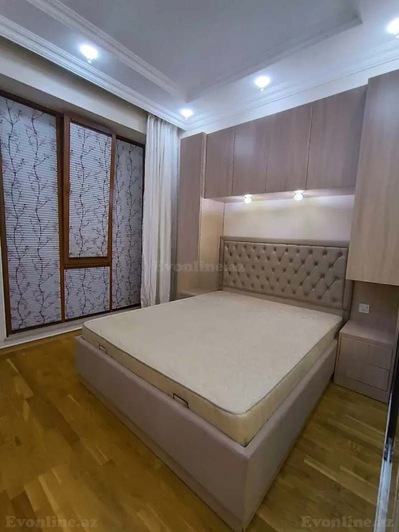 2 otaqlı Mənzil 55 m² İnşaatçılar m. Kirayə verilir