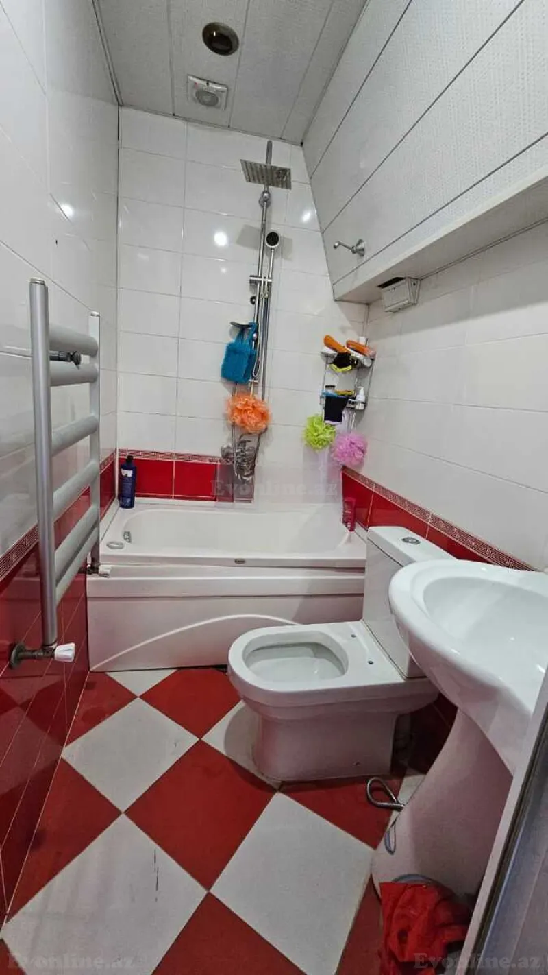 Satılır 4 otaqlı Həyət evi 140 m² Biləcəri - şəkil 11