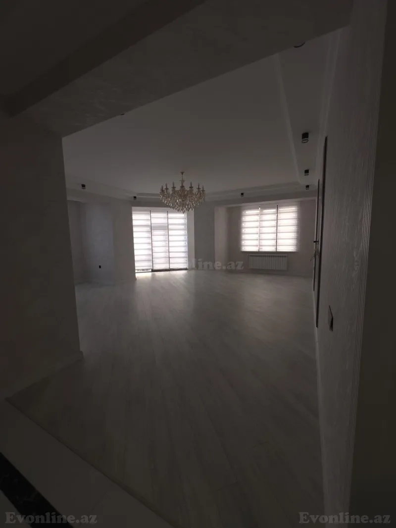 Kirayə verilir 4 otaqlı Mənzil Yeni tikili 184 m² 28 May m. - şəkil 5