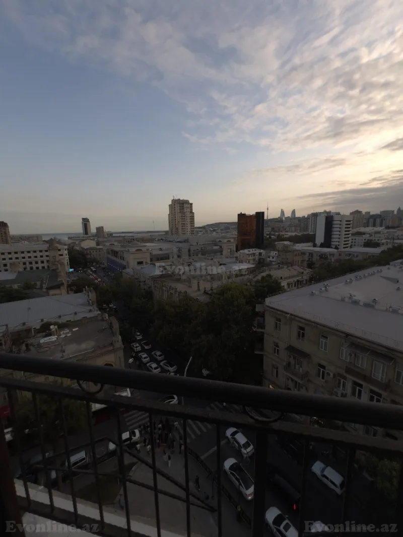 Kirayə verilir 4 otaqlı Mənzil Yeni tikili 184 m² 28 May m. - şəkil 16