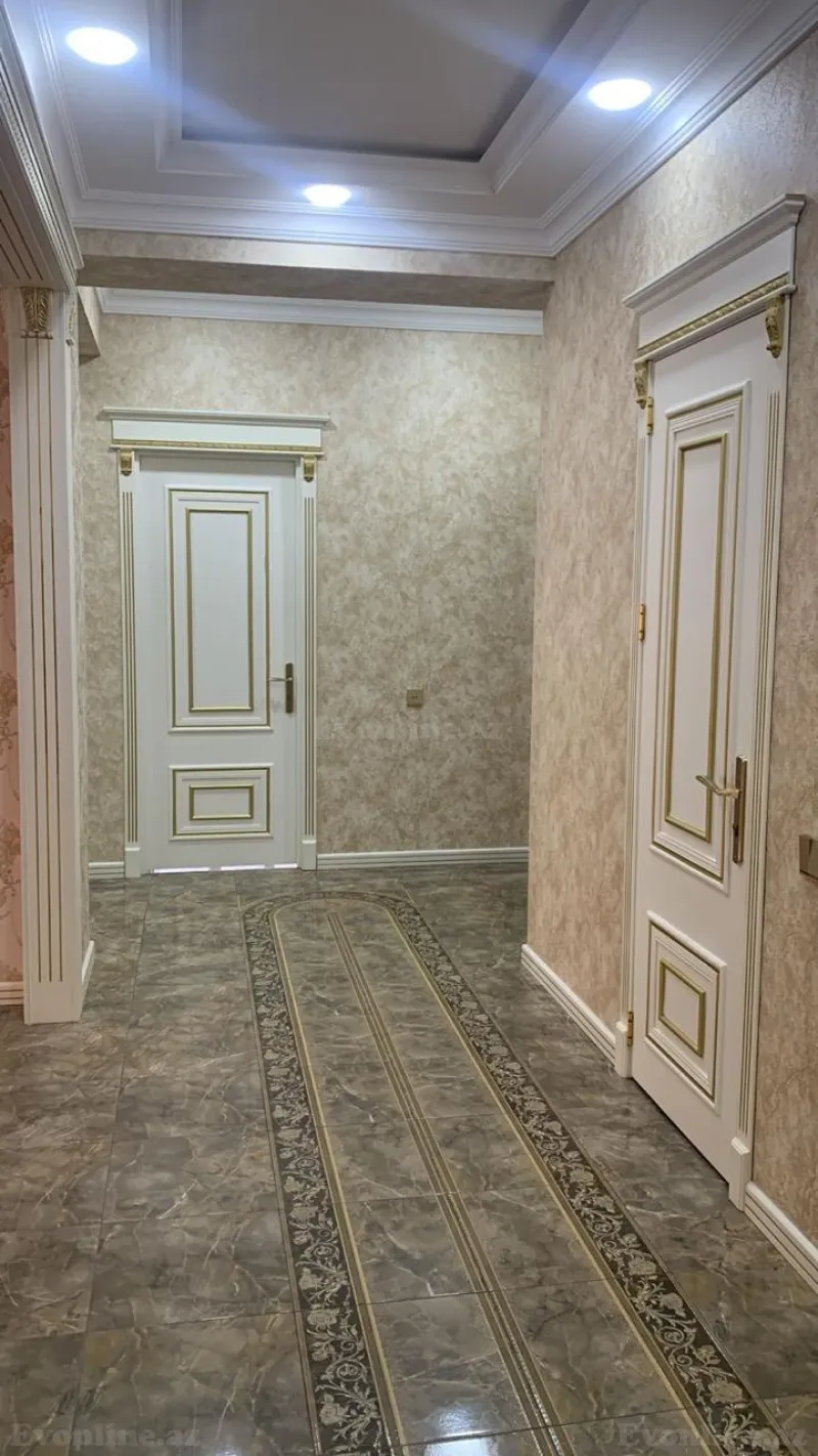 4 otaqlı Mənzil 140 m² Xırdalan Satılır
