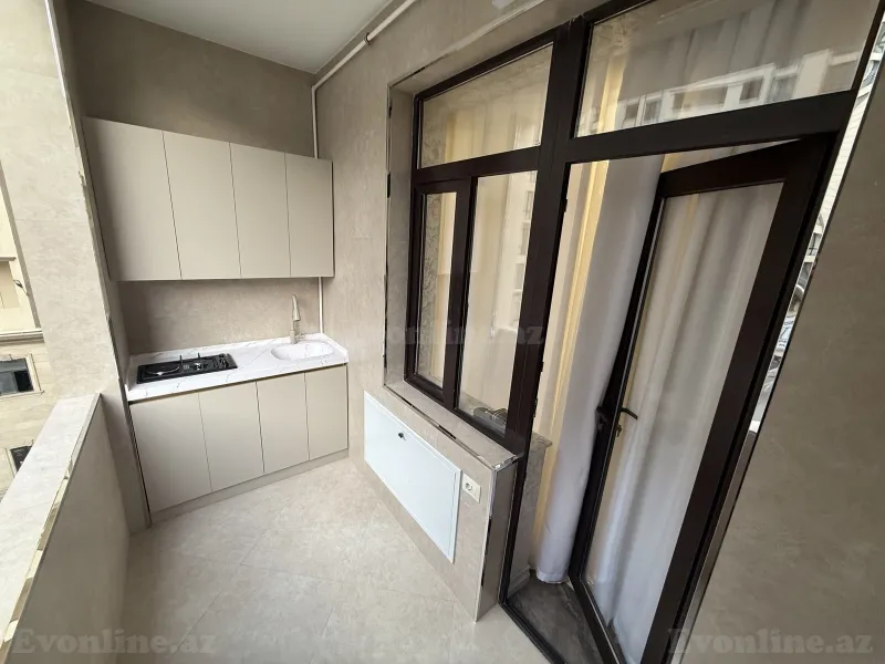 Satılır 4 otaqlı Mənzil Yeni tikili 235 m² 28 May m. - şəkil 17