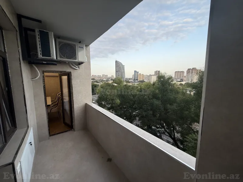Satılır 4 otaqlı Mənzil Yeni tikili 235 m² 28 May m. - şəkil 29