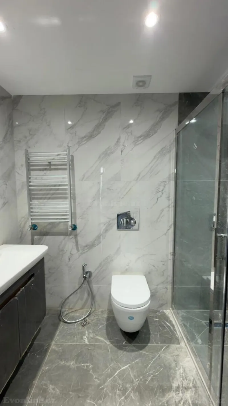Satılır 4 otaqlı Mənzil Yeni tikili 121 m² Memar Əcəmi m. - şəkil 24