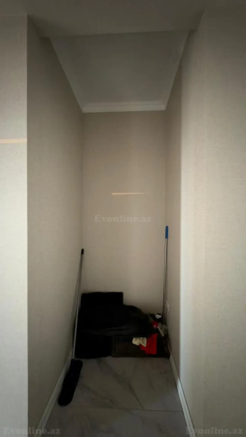 Satılır 4 otaqlı Mənzil Yeni tikili 121 m² Memar Əcəmi m. - şəkil 27
