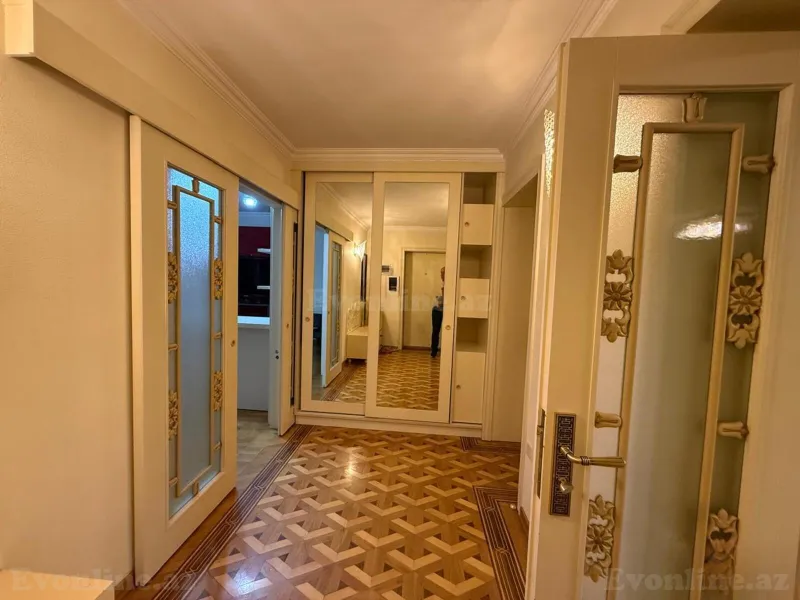 Kirayə verilir Ofis 170 m² Gənclik m. - şəkil 12