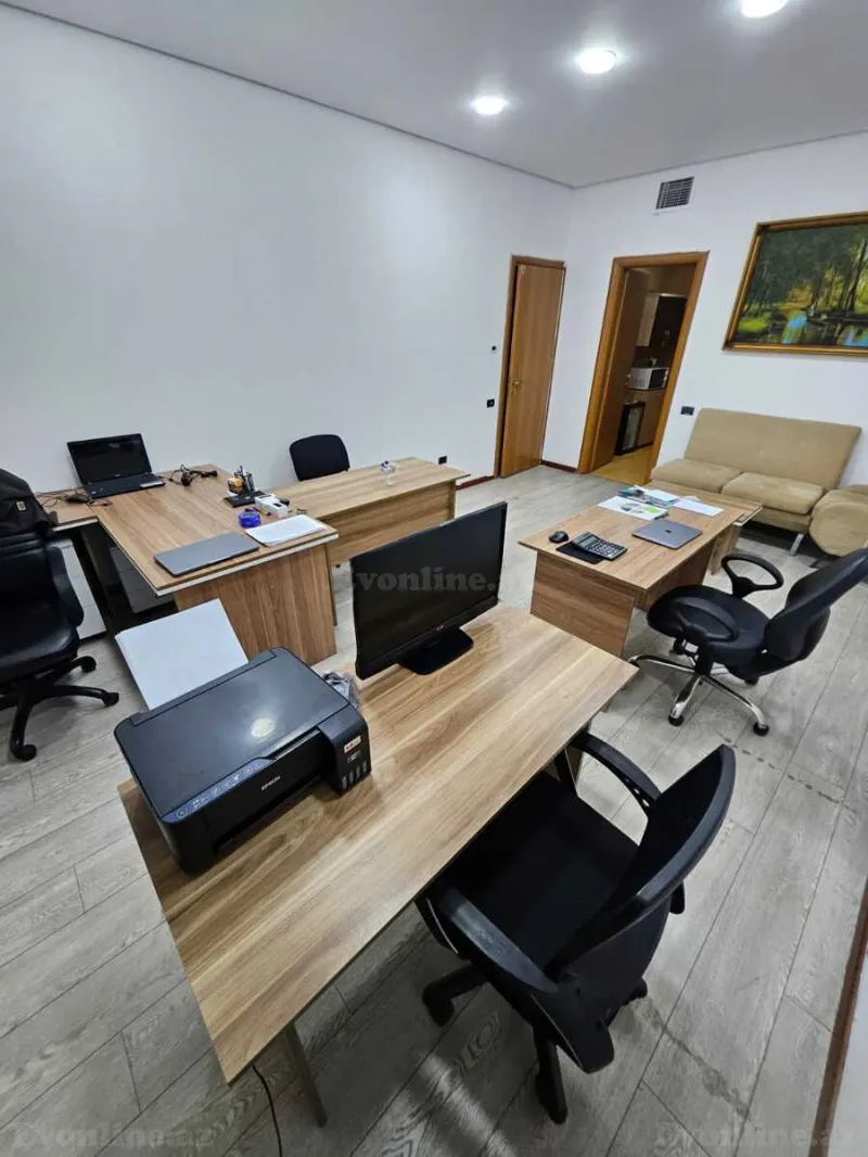 1 otaqlı Ofis 30 m² Nərimanov r. Kirayə verilir