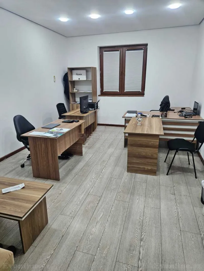 Kirayə verilir Ofis 30 m² Nərimanov r. - şəkil 6