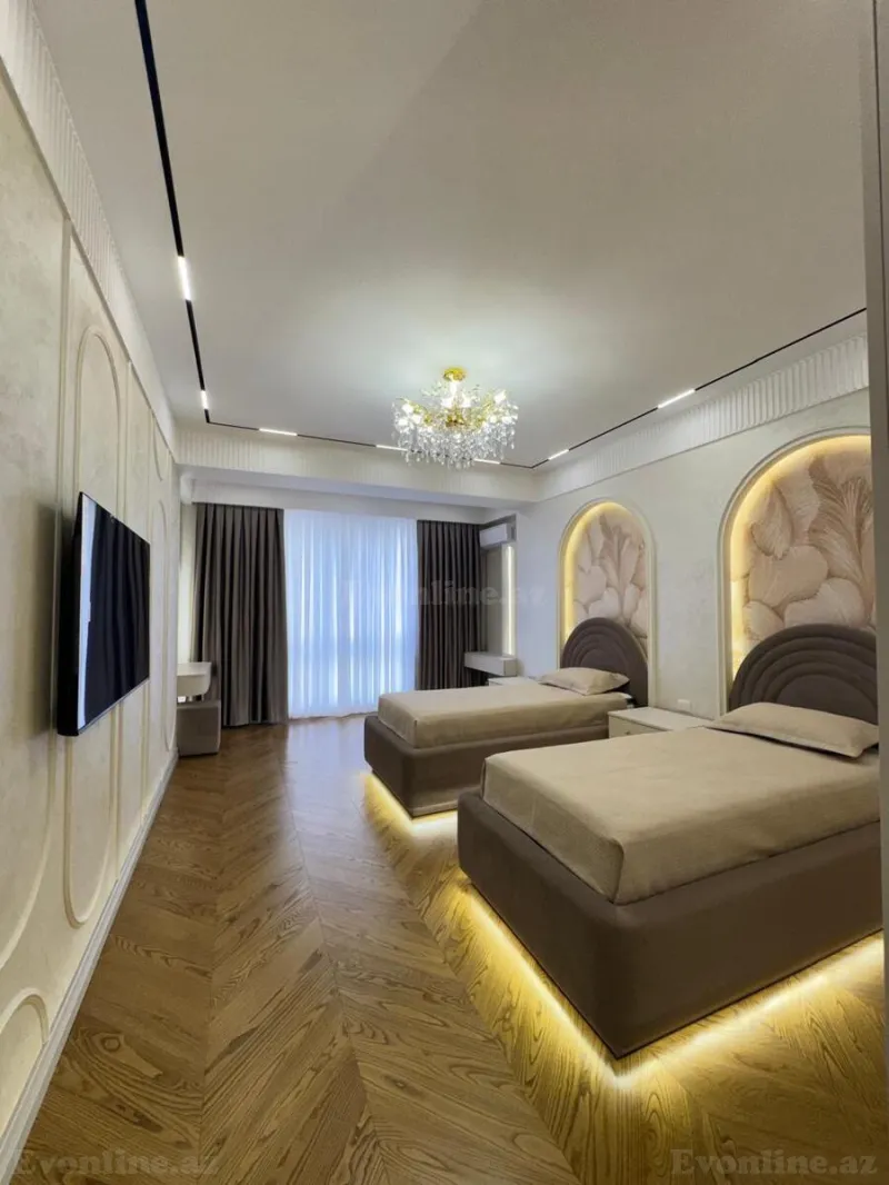 Satılır 4 otaqlı Mənzil Yeni tikili 235 m² Nərimanov r. - şəkil 12
