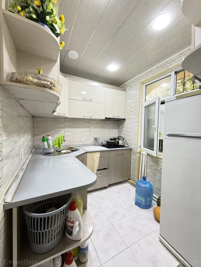 Satılır 3 otaqlı Mənzil Köhnə tikili 65 m² 20 Yanvar m. - şəkil 8