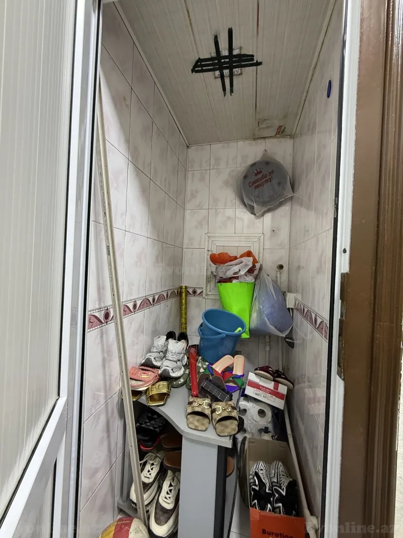 Satılır 3 otaqlı Mənzil Köhnə tikili 65 m² 20 Yanvar m. - şəkil 12