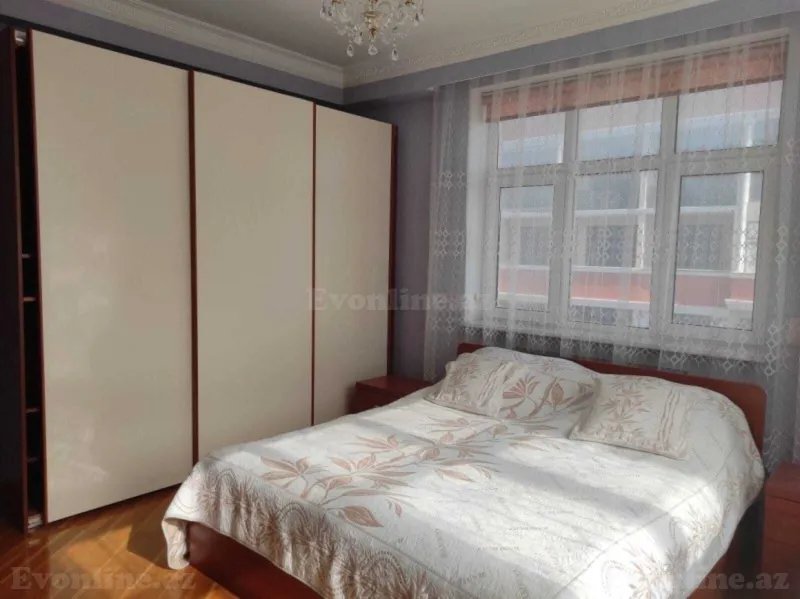 Satılır 4 otaqlı Mənzil Yeni tikili 205 m² Elmlər Akademiyası m. - şəkil 10