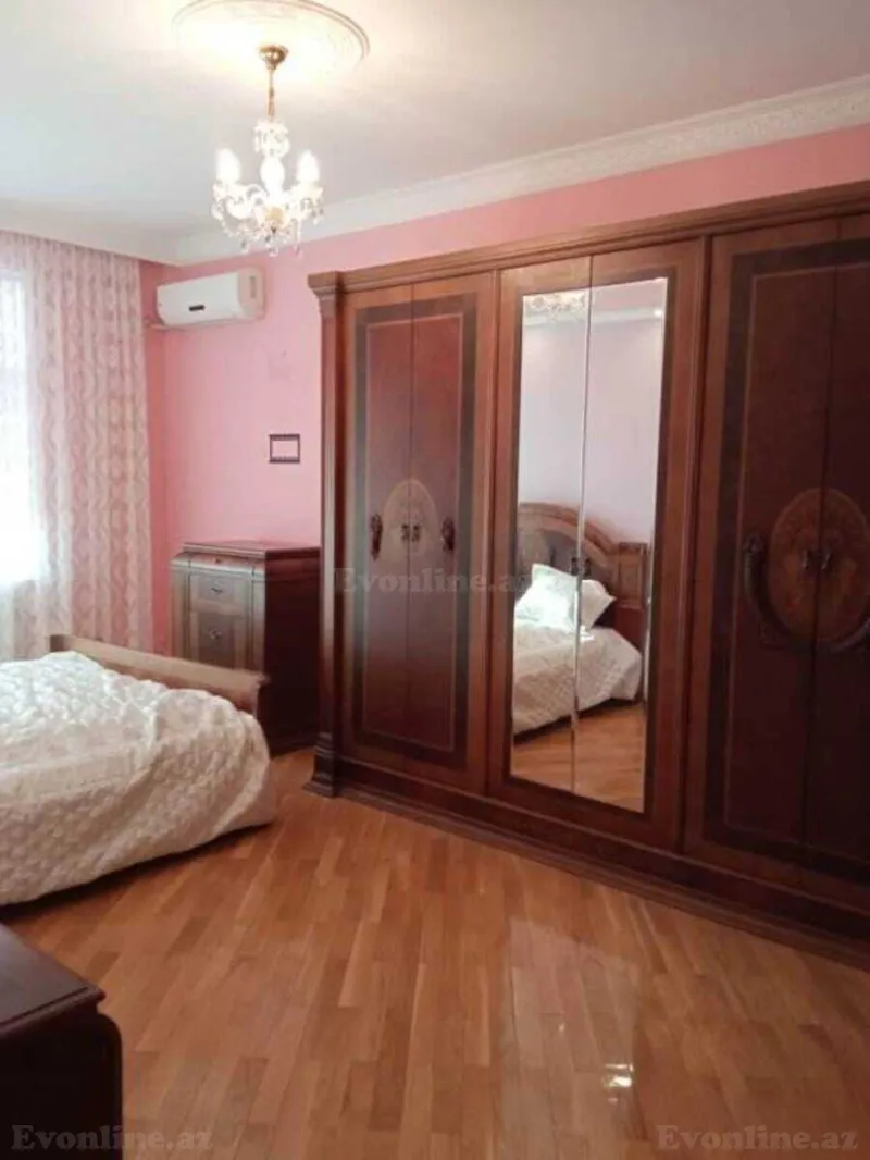 Satılır 4 otaqlı Mənzil Yeni tikili 205 m² Elmlər Akademiyası m. - şəkil 11