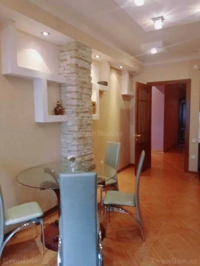 Satılır 4 otaqlı Mənzil Yeni tikili 205 m² Elmlər Akademiyası m. - şəkil 17