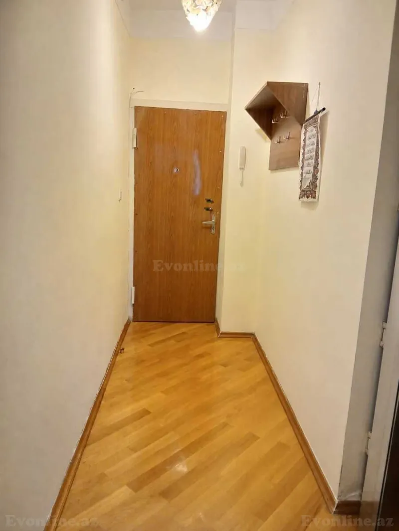2 otaqlı Mənzil 43 m² 7-ci mikrorayon Satılır