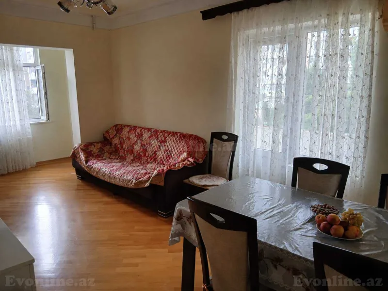 Satılır 2 otaqlı Mənzil Köhnə tikili 43 m² 7-ci mikrorayon - şəkil 2