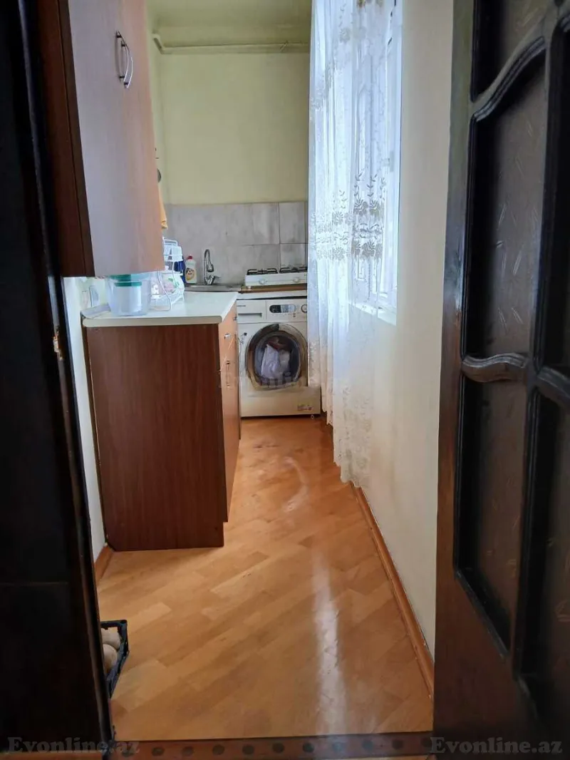 Satılır 2 otaqlı Mənzil Köhnə tikili 43 m² 7-ci mikrorayon - şəkil 5