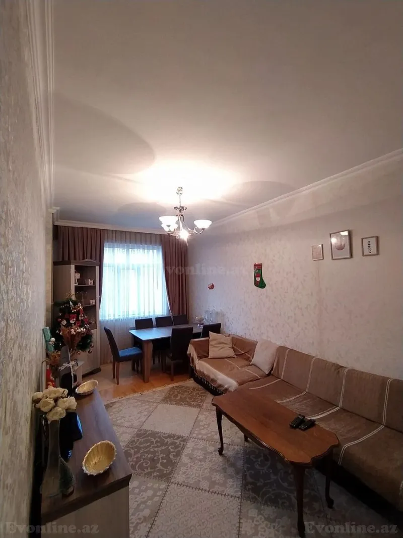 3 otaqlı Mənzil 105 m² İnşaatçılar m. Kirayə verilir