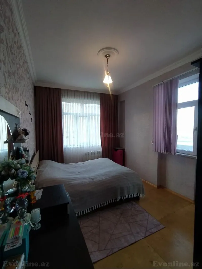 Kirayə verilir 3 otaqlı Mənzil Yeni tikili 105 m² İnşaatçılar m. - şəkil 2