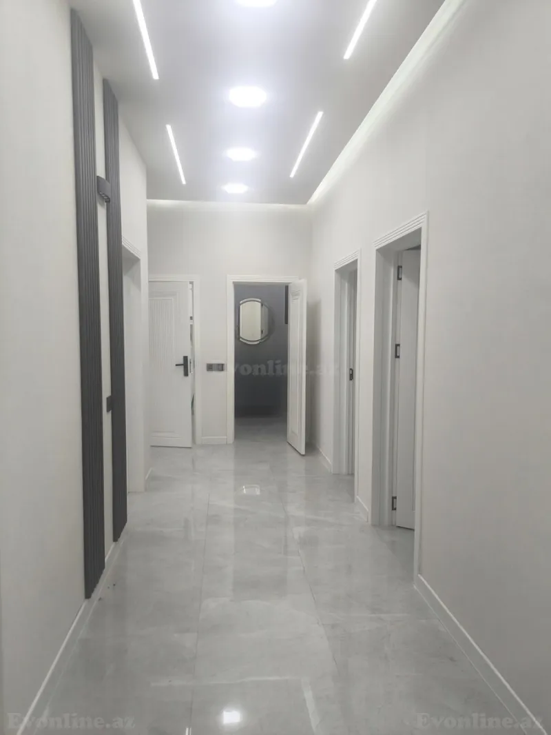 Satılır 3 otaqlı Həyət evi 110 m² Novxanı - şəkil 4