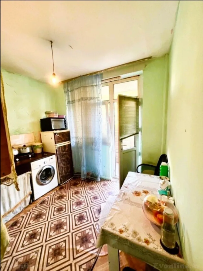 Satılır 2 otaqlı Mənzil Köhnə tikili 60 m² Bakıxanov - şəkil 3