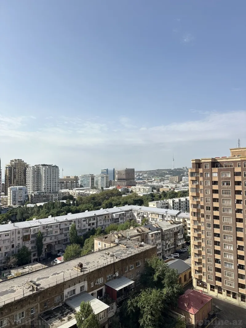 Satılır 2 otaqlı Mənzil Yeni tikili 108 m² 28 May m. - şəkil 2