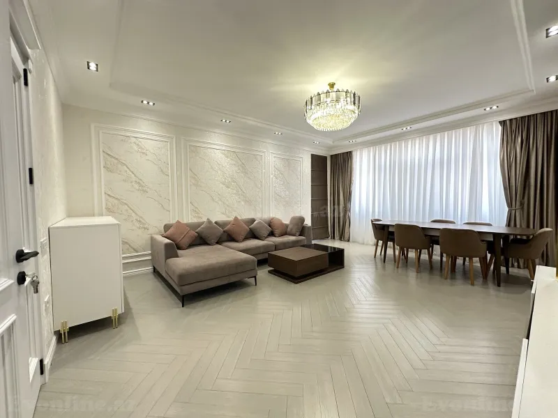 Satılır 2 otaqlı Mənzil Yeni tikili 108 m² 28 May m. - şəkil 5