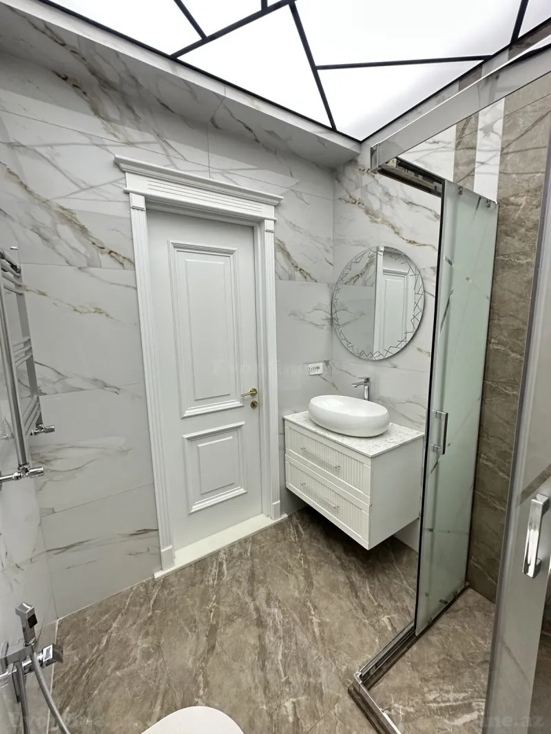 Satılır 2 otaqlı Mənzil Yeni tikili 108 m² 28 May m. - şəkil 12