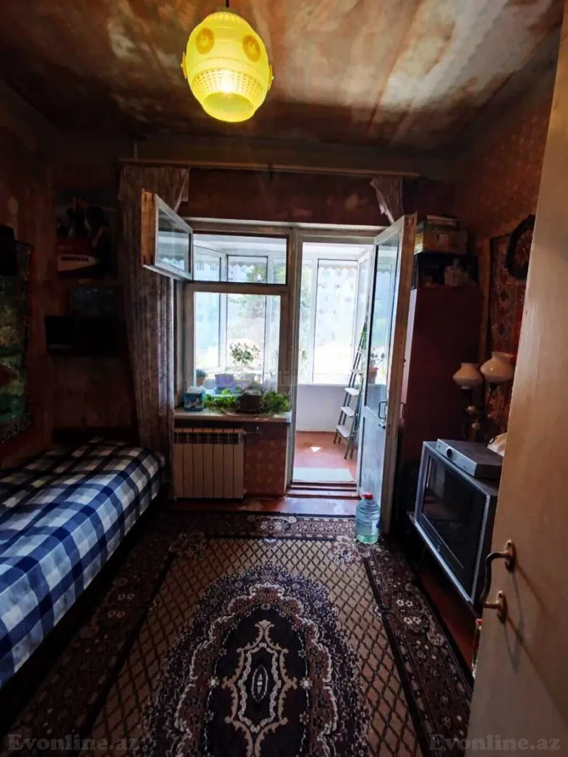 Satılır 3 otaqlı Mənzil Köhnə tikili 72 m² Əhmədli m. - şəkil 9